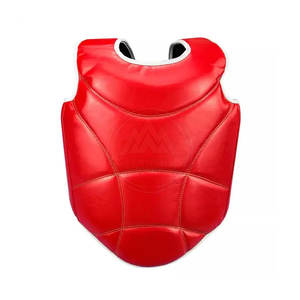 Protège-poitrine de boxe Offre Spéciale avec logo personnalisé fabriqué à la main au Pakistan en cuir factice de taille réglable pour le Taekwondo et le Muay Thai - Product Image 1