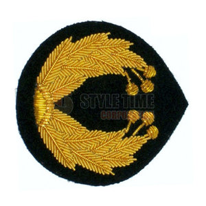 Insignias Bordadas Elegantes con Diseño de Puntada Fina y Material Duradero para Colecciones de Moda Casual - Product Image 2