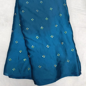 Tela bordada de tejido de viscosa pura de 44 de ancho Premium 155 575/M suministro al por mayor para Niñas para uso elegante y étnico - Product Image 1