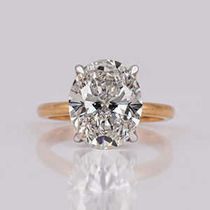 Lujoso anillo de bodas de eternidad completa de diamante cultivado en laboratorio de corte ovalado chapado en oro de 14 quilates, regalo de boda de lujo clásico para mujer - Product Image 2