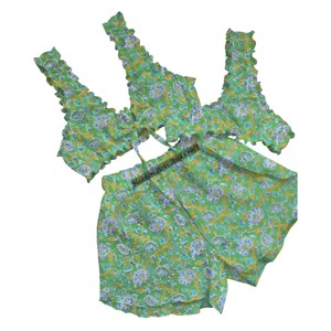 Lencería Erótica de Estilo Europeo y Americano para Mujer, Conjunto de Pijama Sexy con Tirantes en el Cuello en V, Cintura Elástica, Multi Bra, Panty y Shorts - Product Image 3