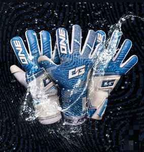 Gants de gardien de but en cuir de qualité supérieure personnalisables Qualité professionnelle 4mm Grip allemand Latex caoutchouc injecté pour les sports de plein air - Product Image 5