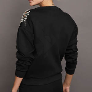 Ropa de calle de invierno de moda para mujer, Sudadera con capucha con logotipo frontal adornado con diamantes de imitación, manga larga, ajuste holgado, diseño transpirable - Product Image 4