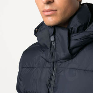 Manteau bouffant d'hiver en nylon et polyester de haute qualité Design imperméable avec logo à capuche avec col avant fabriqué au Pakistan - Product Image 5