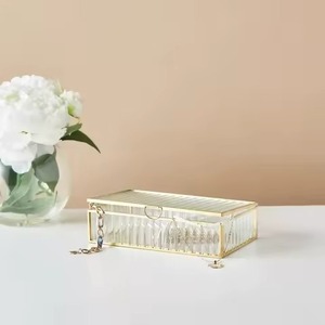 Boîte de rangement pour bijoux en métal écologique avec cadre en métal étoile, finition noire antique et doublure en métal pour le rangement des bijoux - Product Image 2