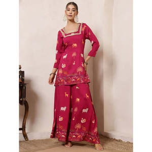 Magenta Animal Printed Crepe Kurti with Three-Quarter Sleeves Indo Western Women's Co-Ord <b>Set</b> with Palazzo - Product Image 6