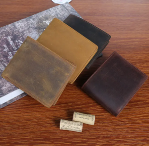 Portefeuilles de créateur en cuir véritable pour hommes de haute qualité de l'usine en gros porte-cartes haut de gamme court pli RFID Logo personnalisé - Product Image 2