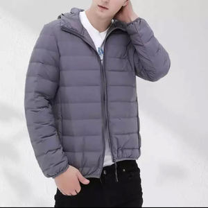 Chaqueta acolchada gris ligera personalizada moderna Ropa de invierno elegante y funcional disponible en venta al por mayor - Product Image 4