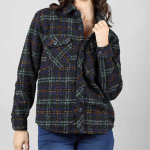 "Veste boutonnée à carreaux surdimensionnés pour femmes-Veste en flanelle douce et chaude pour temps froid" - Product Image 4