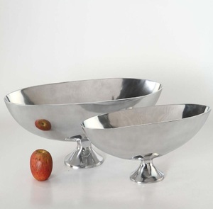 Bandejas de servicio de pedestal de aluminio de lujo hechas a mano Plato de carga de fiesta decorativo niquelado plateado y plato de cuenco - Product Image 2
