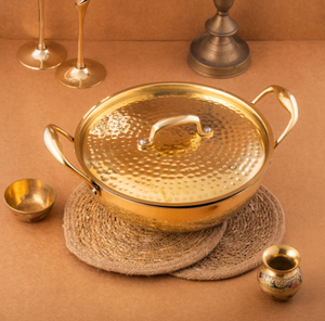 Olla de cocina de latón, utensilios de cocina ayurvédicos indios con tapa, utensilios de cocina tradicionales de latón puro, utensilios de latón hechos a mano por tradebit - Product Image 2