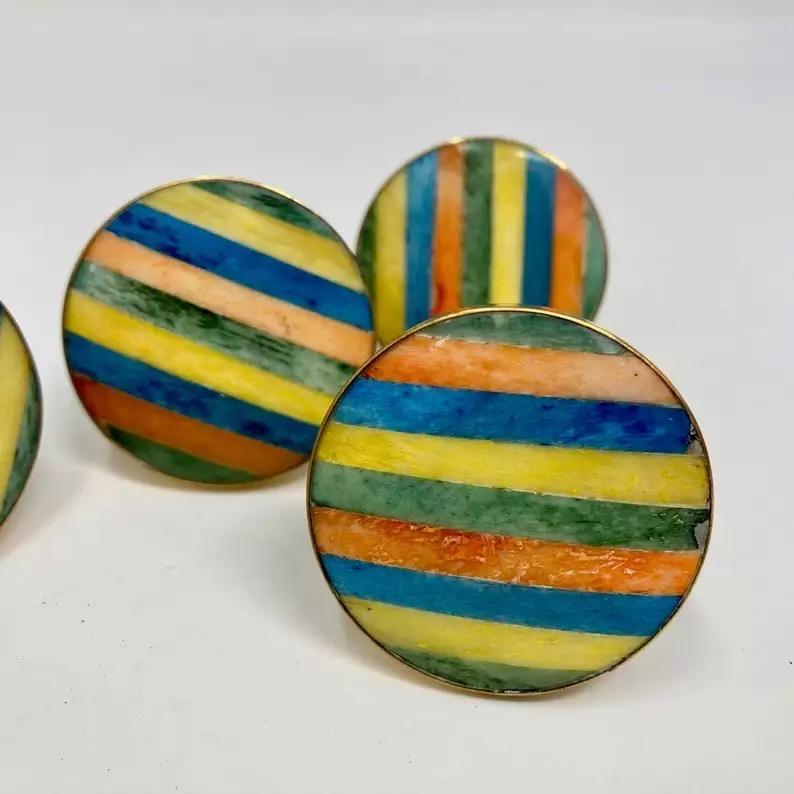 ตามที่แสดง