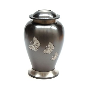 Urne de crémation en métal de Style occidental moderne avec finition en émail noir, motif Floral gravé en or pour usage funérailles - Product Image 4