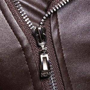 Chaqueta de Cuero Estilo Brando con Puños y Cintura Acanalados para una Moda Urbana Atemporal - Product Image 5