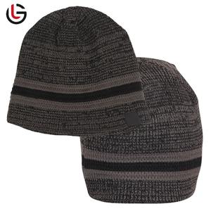 Personalizable 100% Lana Jacquard Beanie Cuff Short Skull Cap Otoño Invierno Personaje Patrón Hecho a mano en Pakistán para viajes en la playa - Product Image 1