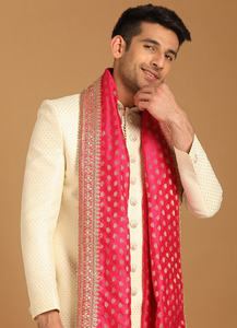 Sherwani de créateur pour les garçons d'honneur Sherwani pour les mariages traditionnels indiens Sherwani Slim Fit pour le marié - Product Image 5