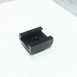 ชิ้นส่วนกลึงและกัดซีเอ็นซีความแม่นยำสูงในเวียดนาม - Product Image 1