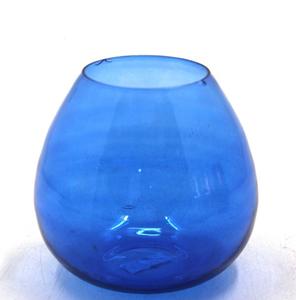 Porte-bougie en verre décoratif moderne Nouveau design de couleur bleu antique pour le salon Décoration de table faite à la main - Product Image 1