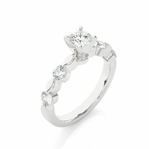 Anillo de Compromiso de Diamante de Corte Redondo con 4 Puntas y 5 Piedras para Mujer - Product Image 4