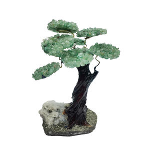 Bonsaï luxueux en cristal de quartz vert, tronc sculpté artisanal, base en pyrite, arbre en pierre naturelle de forme libre, Chakra du Cœur - Product Image 1