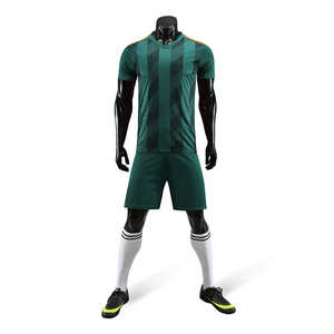 Uniformes de fútbol personalizados para clubes y escuelas, logotipo sublimado del equipo, Jersey y pantalones cortos, tela transpirable, proveedor OEM - Product Image 1