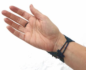 Juego de cierres y anillos Regalo DE LA India por Zh Traders Pulsera esclava de cuentas de semillas en forma de flor Bohemia colorida con magnético - Product Image 5