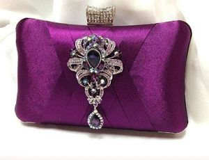 กระเป๋าคลัทช์เรซินหรูหราดีไซน์เนอร์ฤดูร้อนทำด้วยมือเป็นมิตรต่อสิ่งแวดล้อมปรับแต่งได้มีซิปกระเป๋าคลัทช์พลอยเทียม - Product Image 4