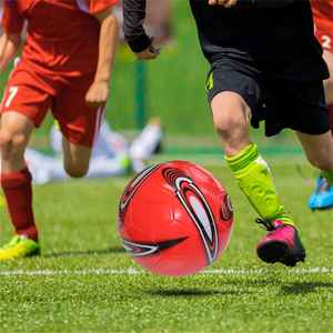 ลูกบอลสโมสรลูกฟุตบอลเย็บด้วยเครื่องสีแดง5ลูกสำหรับฝึกซ้อมกลางแจ้งเล่นกีฬาสำหรับเด็ก - Product Image 2