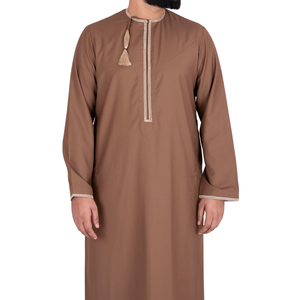 Nuevo Thobe Marrón en Tonos Tierra para Hombre, Estilo Saudí, Jubba de Manga Larga, Vestimenta Islámica para Hombre, Kandura Árabe, Dishdasha, Túnica - Product Image 4