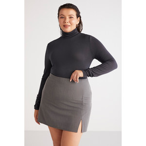 Blusa de Cuello Alto para Mujer, Talla Grande, de Viscosa y Elastano, Ajustada al Cuerpo, Marca ETHIQUET Emerybb - Product Image 4