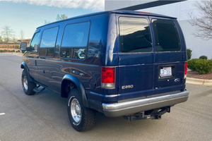 LISTO PARA CONDUCIR - USADO, VOLANTE A LA IZQUIERDA |   Volante a la derecha |   FORD ECONOLINESS E-250 CONVERSION VAN 2004 - Product Image 3