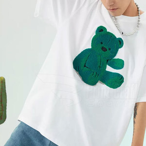 T-shirts brodés pour hommes de haute qualité fabriqués au Pakistan Motif imprimé en tissu tricoté léger et respirant - Product Image 2