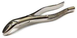 Pinces d'extraction en acier inoxydable Pak d'instruments dentaires sans rouille à motif anglais pakistanais - Product Image 2