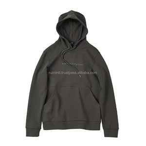 Sweat à capuche surdimensionné doublé en polaire avec une coupe confortable et un tissu épais, idéal pour les vêtements de rue d'hiver, les voyages en plein air et le confort quotidien - Product Image 1