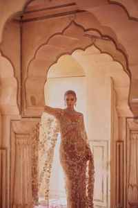 La plupart des robes tendance de fantaisie attrayant qualité lourde Mono Net Saree Blouse avec 5MM Multy & Sequins Broderie Travail Femme Mode - Product Image 3