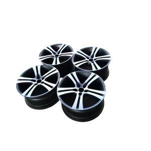 Pièces de rechange génériques pour diverses marques (série 90>) 4 JANTES EN ALLIAGE - Product Image 1