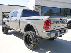 PRÊT À EXPÉDIER RAM 3500 Limited Mega Cab 4WD FULL OPTION D'OCCASION Garantie 3 ans - Product Image 3