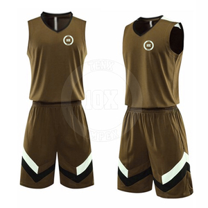 Uniformes de basket-ball de haute qualité fabriqués au Pakistan Uniformes de basket-ball offrant une flexibilité et un confort maximal - Product Image 1