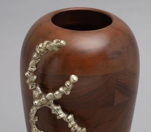 Vase à fleurs en bois et en métal exquis pièce de déclaration créative idée cadeau parfaite pour les mariages de pendaison de crémaillère ou les occasions spéciales - Product Image 6