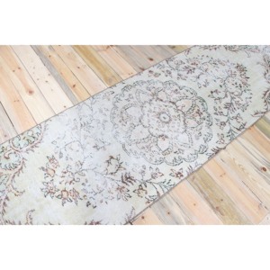 Tapis turc vintage, tapis de 2,9 x 8,9 pieds, tapis floral vert et marron - Product Image 2
