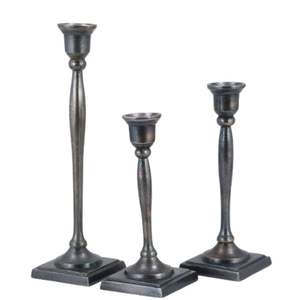 Bougeoir avec finition antique Ensemble de bougeoirs en métal élégant pour la décoration de la maison et des événements Fourniture en vrac - Product Image 1