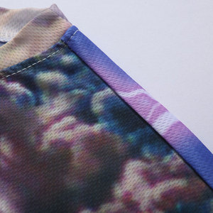 Personalice su logotipo Camiseta de sublimación sólida 100% Poliéster Alta calidad Ligero Ecológico Transpirable para la venta en línea - Product Image 4