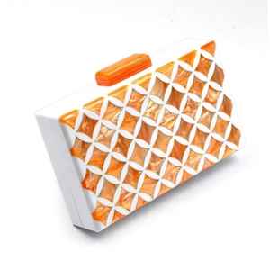 Pochette moderne orange et blanche pour femme, pochette en résine, perle plaquée or, luxe, papillon, charme solide, ensemble de pochettes pour mariage - Product Image 4
