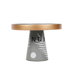 Venta caliente Hogar y Hotel vajilla decoración pastel soporte lujo Hotel restaurante decoración blanco polvo recubierto Metal pastel soporte - Product Image 2