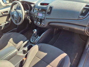 Mejor Auto Usado 2012 K-i-a For-te Ko-up LHD - Product Image 4