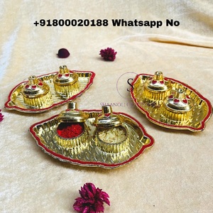 โลหะทองเหลืองทำด้วยมือชุบทอง Pooja Thali สำหรับใช้ในวัดและของขวัญคืนที่บ้านสำหรับใช้ในวัดหรือเป็นของขวัญแต่งงาน - Product Image 2