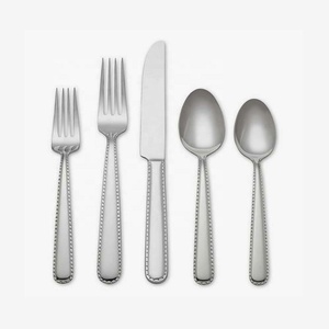 Cubiertos chapados en oro de acero inoxidable para banquete de boda, juego de cucharas y tenedores de diseño con mango de contorno, de acero inoxidable - Product Image 1