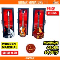 Réplique de mini guitare célèbre groupe dans le monde avec THE BEATLES Tribute Merchandise