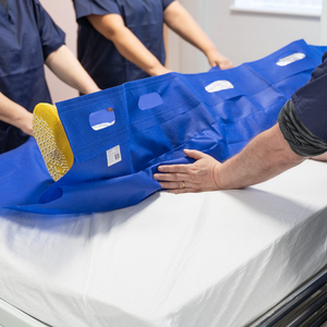 Feuille de <span class=keywords><strong>transfert</strong></span> non tissée avec une bonne absorption 80*160Cm Bleu Super absorption Feuille de <span class=keywords><strong>transfert</strong></span> jetable Feuille de <span class=keywords><strong>transfert</strong></span> absorbante - Product Image 4