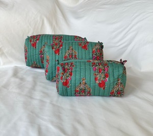 Juego de Fundas de Algodón Vintage Acolchado con Estampado de Bloques Ecológico Hecho a Mano |   Tallas Medianas y Grandes |   Forro Resistente al Agua - Product Image 1